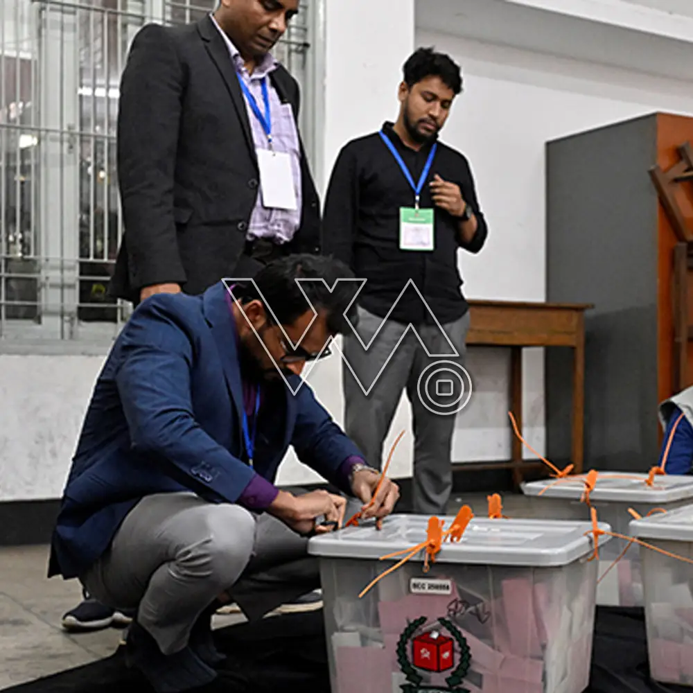 بنگلادیش کے 13ویں پارلیمانی انتخابات کیلئے پولنگ ختم، ووٹوں کی گنتی کا عمل شروع