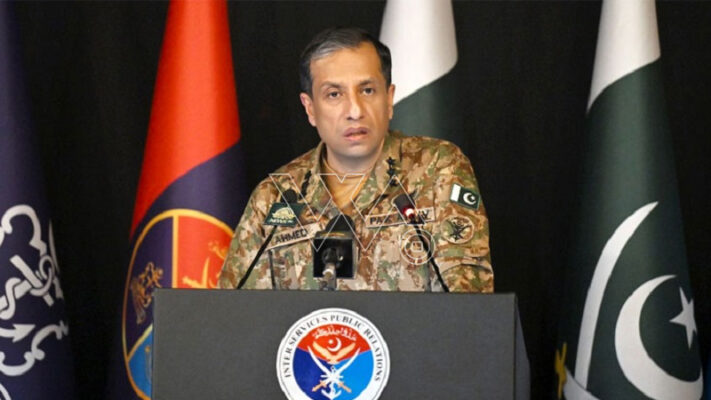 بارود پھٹنے سے جو دھماکے ہوئے وہ پورے شہر نے دیکھے، سویلنز کی ہلاکتوں کا پروپیگنڈہ جھوٹ ہے، افغان بہن بھائیوں سے کوئی جنگ نہیں: ڈی جی آئی ایس پی آر