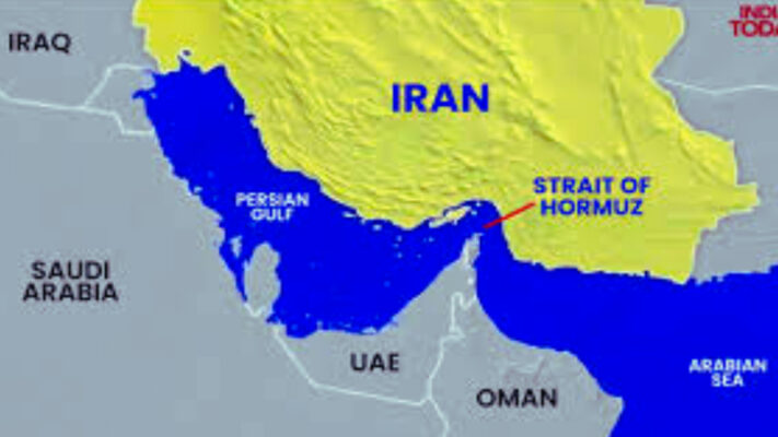 ایرانی پاسدارانِ انقلاب نے آبنائے ہرمز سے گزرنے کیلئے شرط رکھ دی