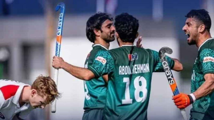 وزیراعظم کا قومی ہاکی ٹیم کے ہر کھلاڑی کے لیے 15 لاکھ روپے انعام کا اعلان