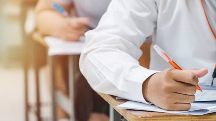 میٹرک بورڈ کراچی کے7 اپریل کو ہونے والے امتحانات ملتوی