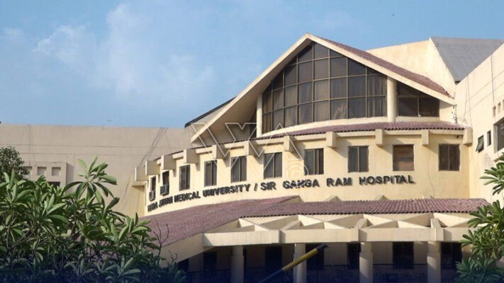 بلڈ ٹرانسفیوژن ڈائریکٹر ہٹایا