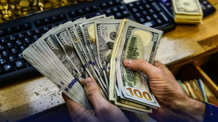 اوپن مارکیٹ میں ڈالر کی قدر میں کمی، 280 روپے 18 پیسے پر آ گیا