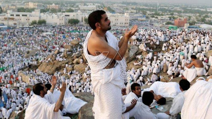 لبیک اللّٰہم لبیک،مناسکِ حج کا آغاز ہو گیا، عازمینِ حج کی منیٰ آمد کا سلسلہ جاری