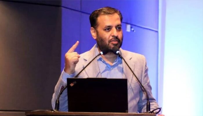 صوبے کے38 فیصد لوگ کراچی میں رہتے ہیں، انتظامی یونٹس کی بات سندھیوں کیخلاف نہیں، مصطفیٰ کمال
