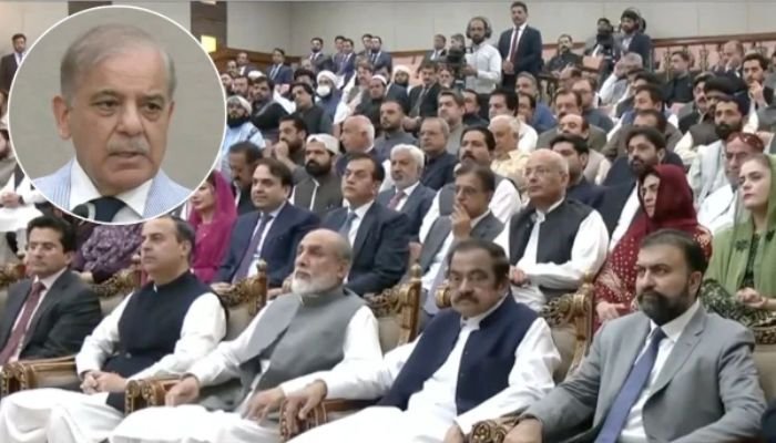 بلوچستان اور کے پی میں دہشت گردی کے پیچھے دشمن ممالک ہیں، وزیراعظم