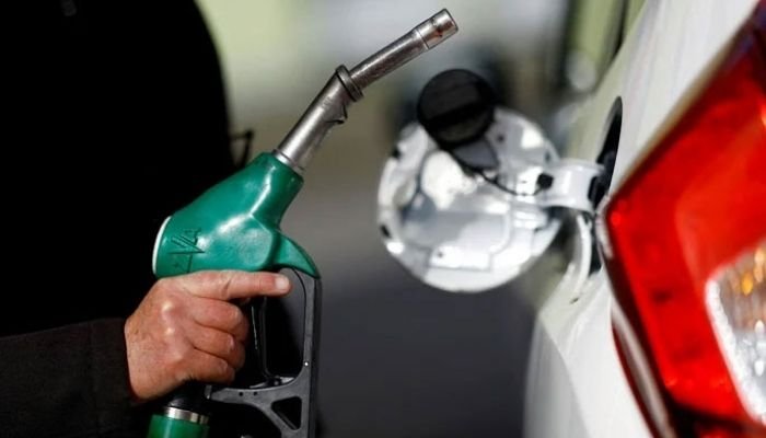پیٹرولیم مصنوعات کی قیمتوں میں ردوبدل کا نوٹی فکیشن جاری