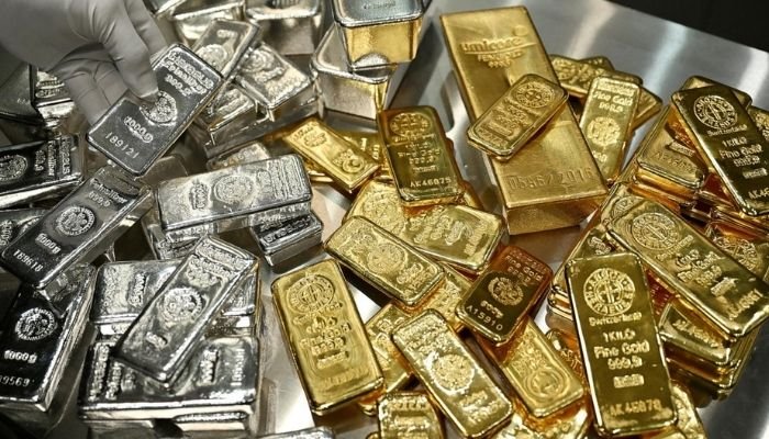 سونا سستا ہوگیا، عالمی اور مقامی مارکیٹوں میں چاندی مہنگی
