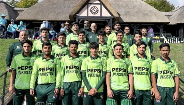 پاکستان انڈر 19 نے انگلینڈ کو 200 رنز سے شکست دے کر سیریز جیت لی